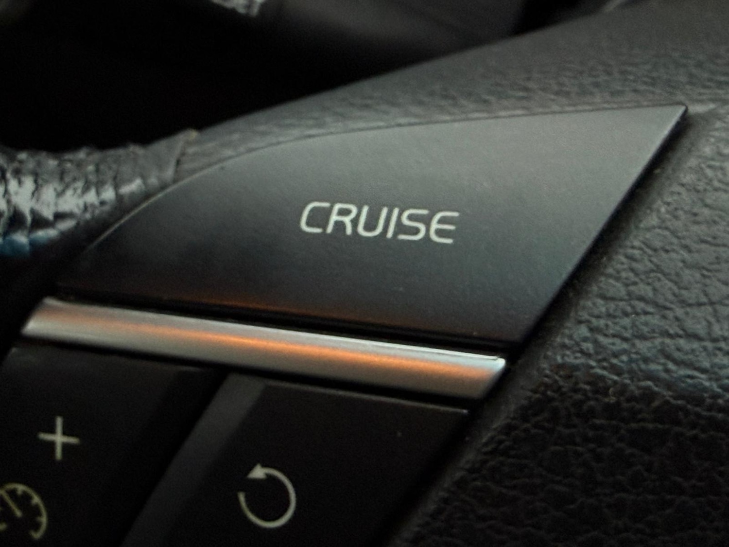 Used Volvo XC90 2010 for sale - 75458701: Photo 48