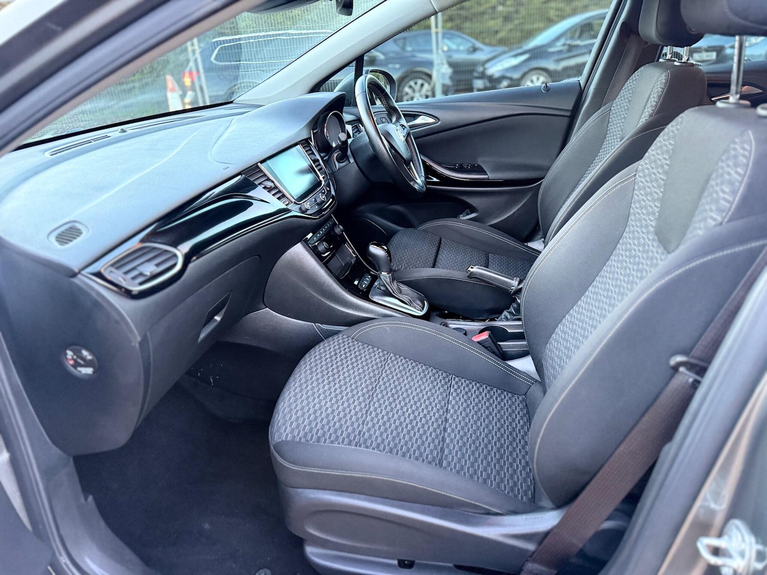 Used Vauxhall Astra for sale - 77271385: Photo 33