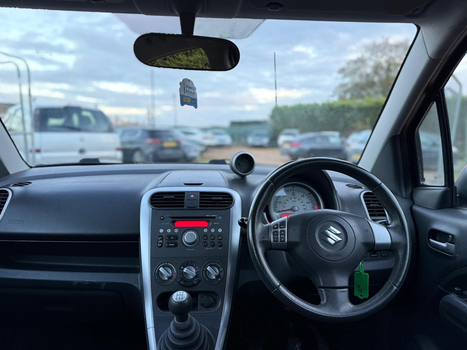 Used Suzuki Splash 2012 for sale - 76433004: Photo 2