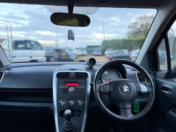 Used Suzuki Splash 2012 for sale - 76433004: Photo