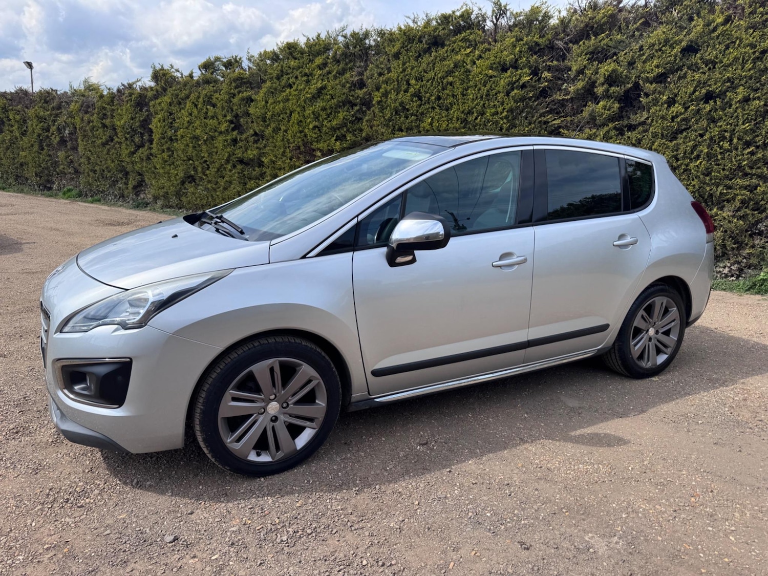 Used Peugeot 3008 2014 for sale - 77271358: Photo 11