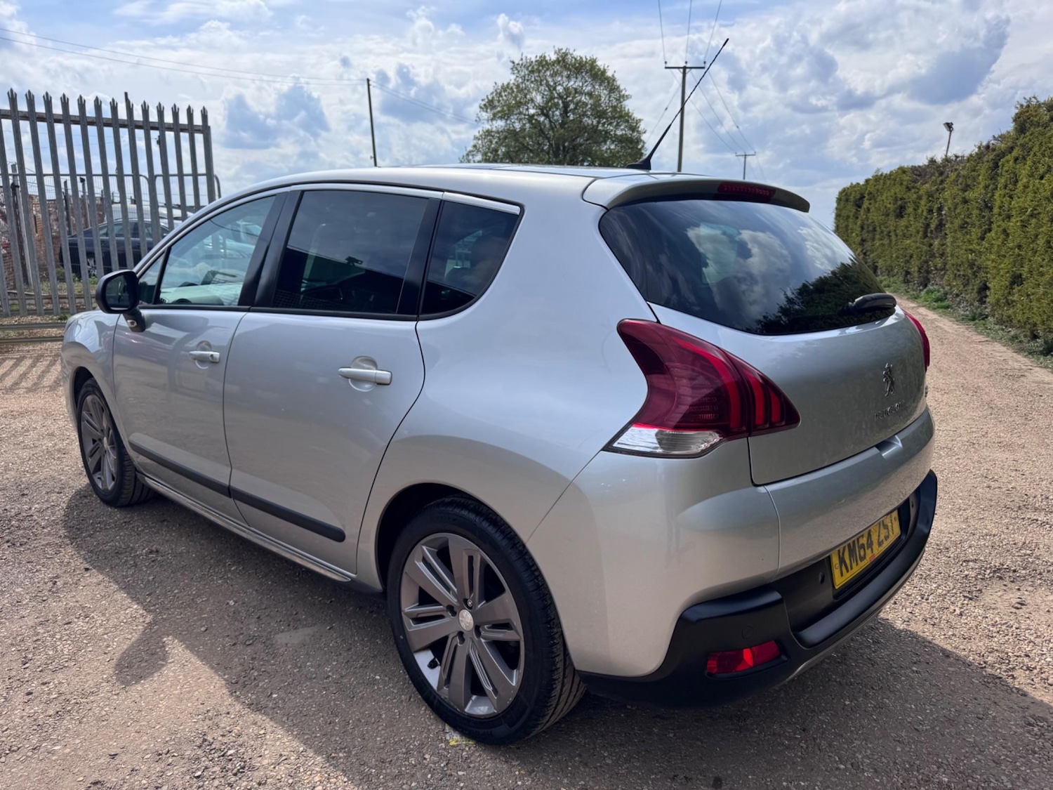 Used Peugeot 3008 2014 for sale - 77271358: Photo 28