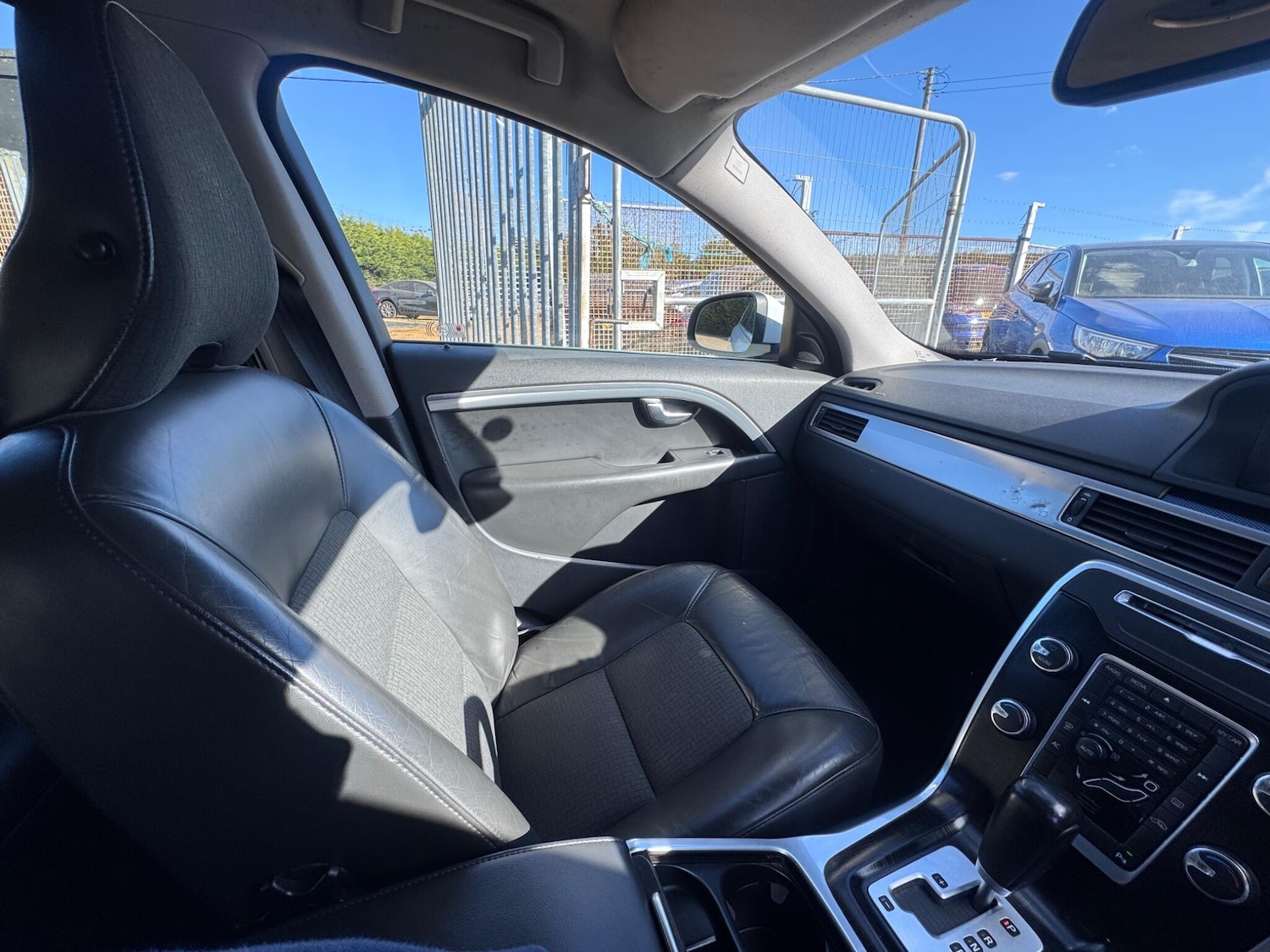 Used Volvo V70 2012 for sale - 76072777: Photo 16