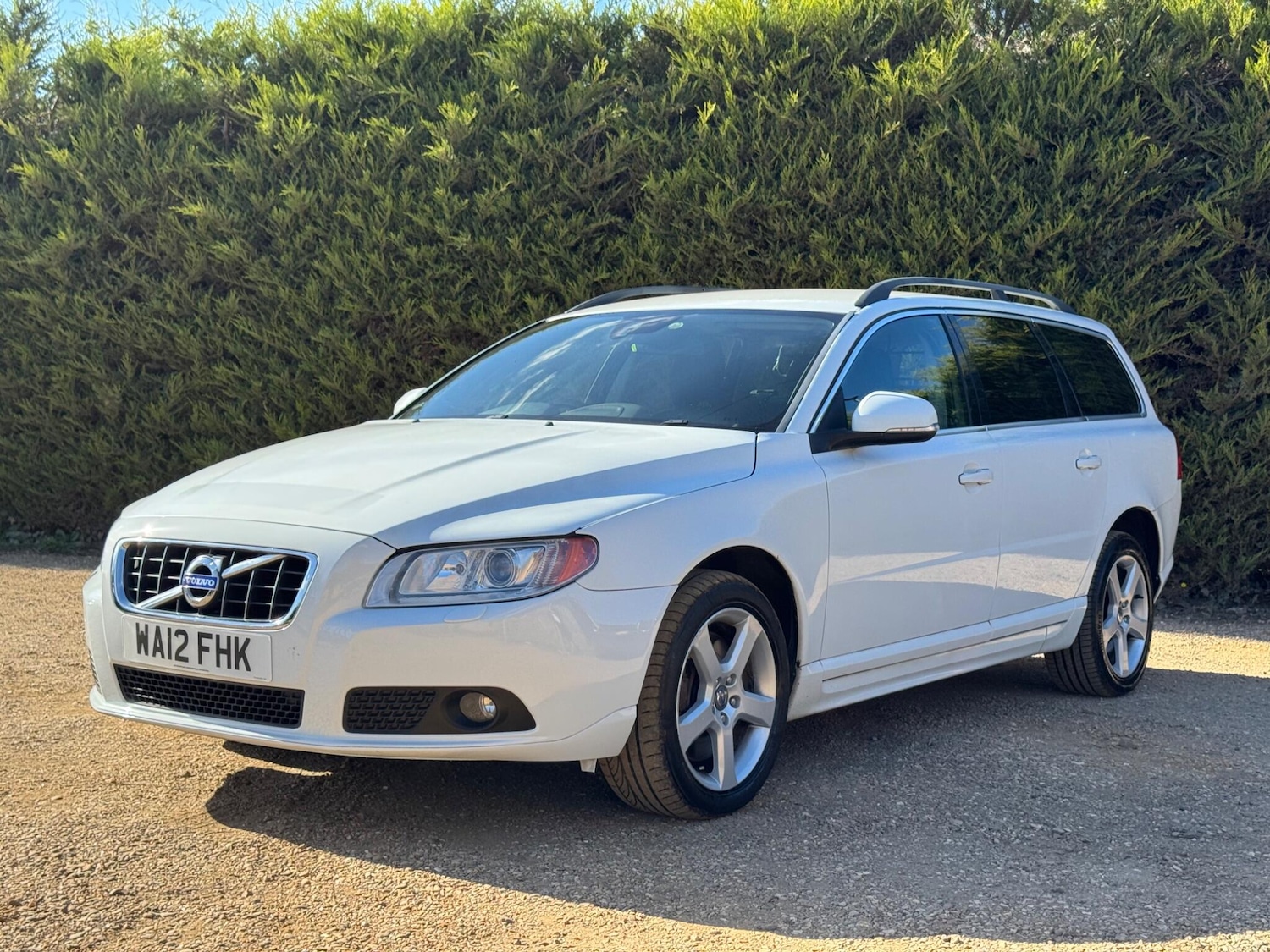 Used Volvo V70 2012 for sale - 76072777: Photo 2
