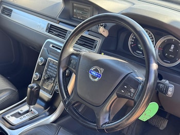 Used Volvo V70 2012 for sale - 76072777: Photo
