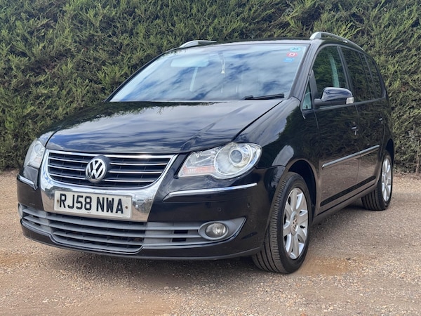 Used Volkswagen Touran 2008 for sale - 75645971: Photo 10