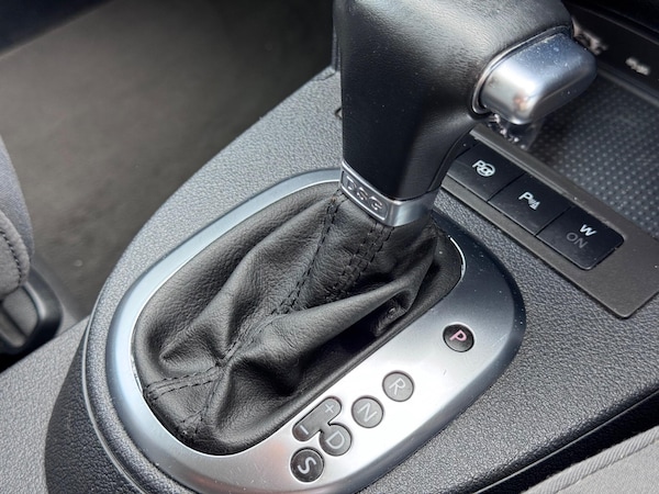 Used Volkswagen Touran 2008 for sale - 75645971: Photo 31
