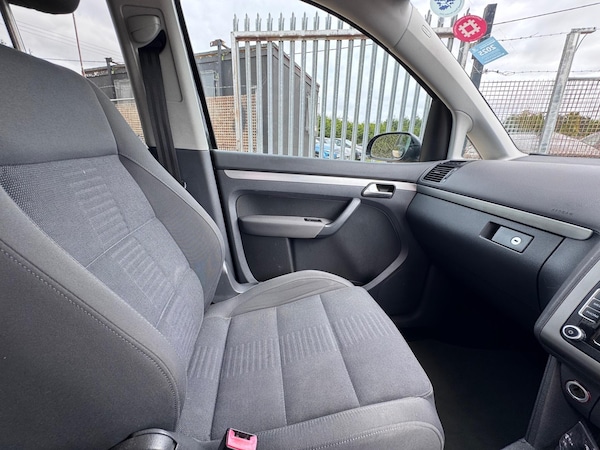 Used Volkswagen Touran 2008 for sale - 75645971: Photo 32