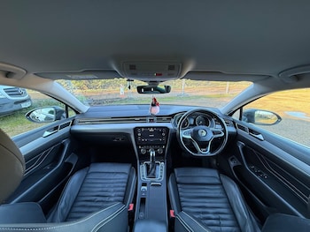 Used Volkswagen Passat 2020 for sale - 76759297: Photo