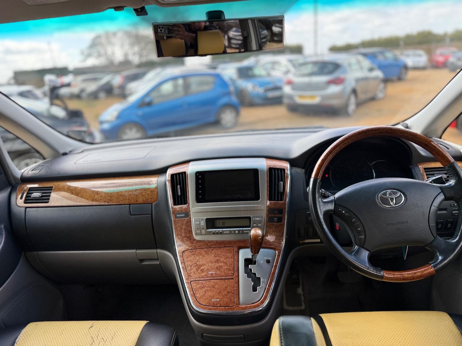 Used Toyota Alphard 2020 for sale - 78115089: Photo 17