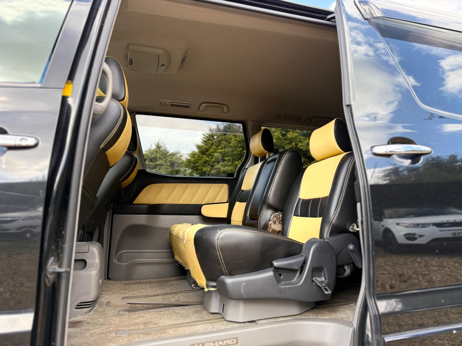 Used Toyota Alphard 2020 for sale - 78115089: Photo 22