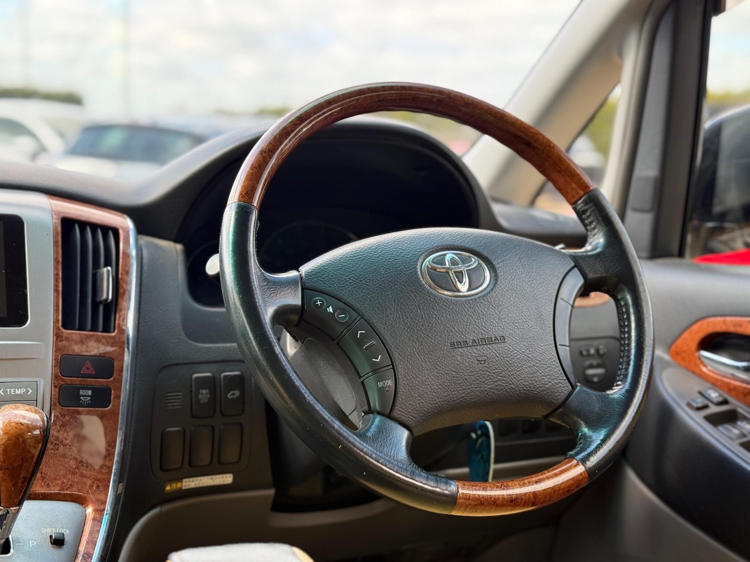 Used Toyota Alphard 2020 for sale - 78115089: Photo 34