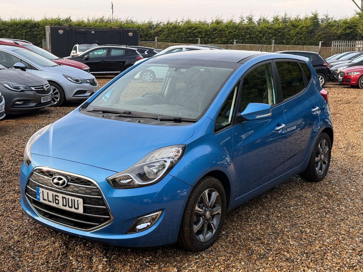 Used Hyundai Ix20 2016 for sale - 77029290: Photo 2