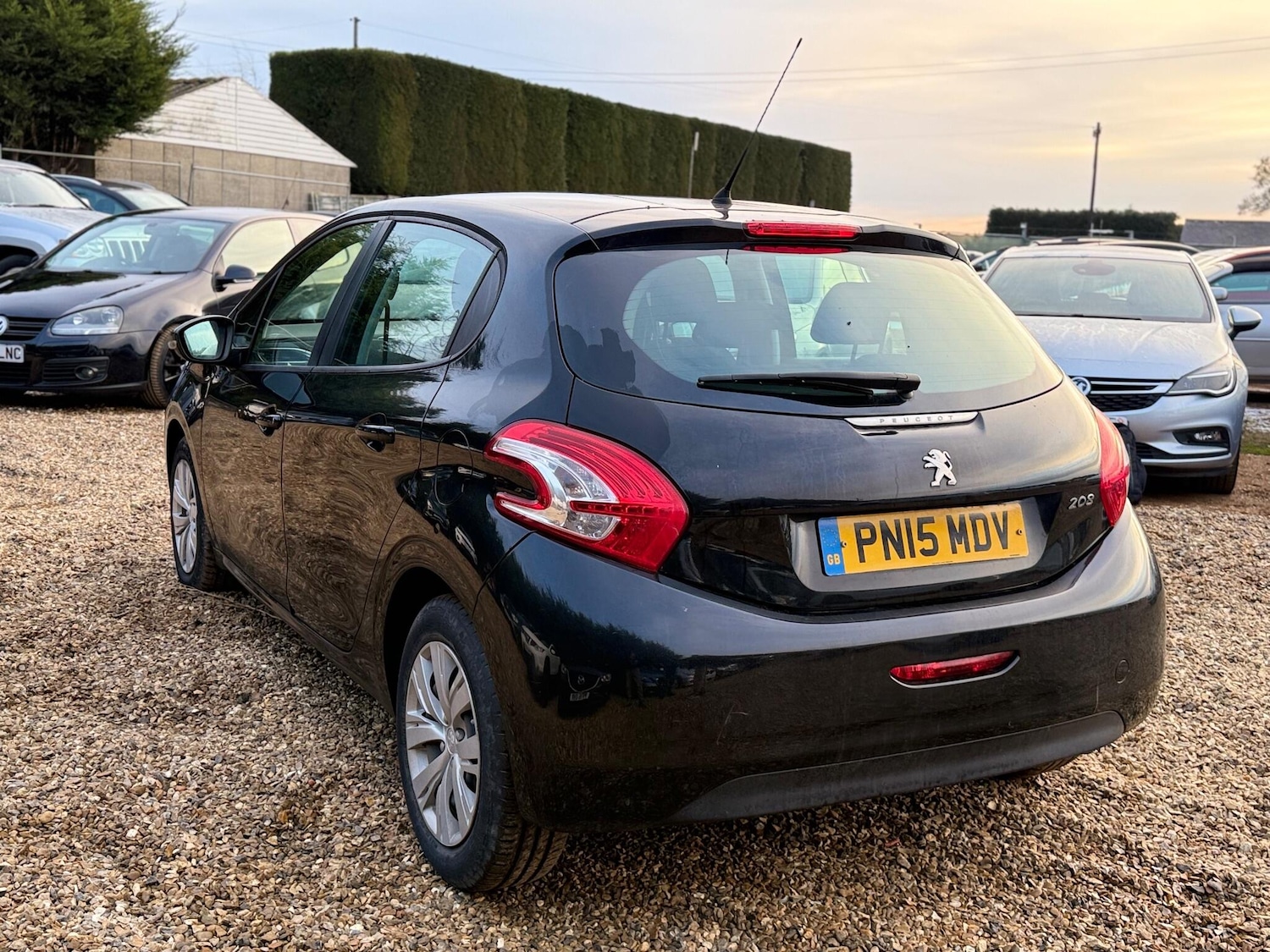 Used Peugeot 208 2015 for sale - 77271392: Photo 15