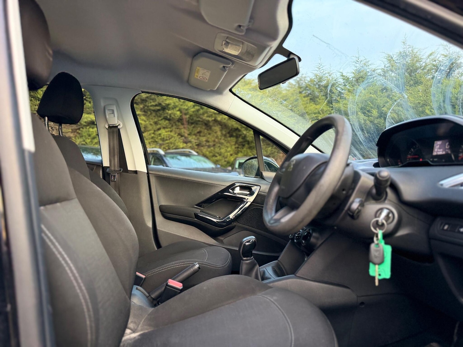 Used Peugeot 208 2015 for sale - 77271392: Photo 16