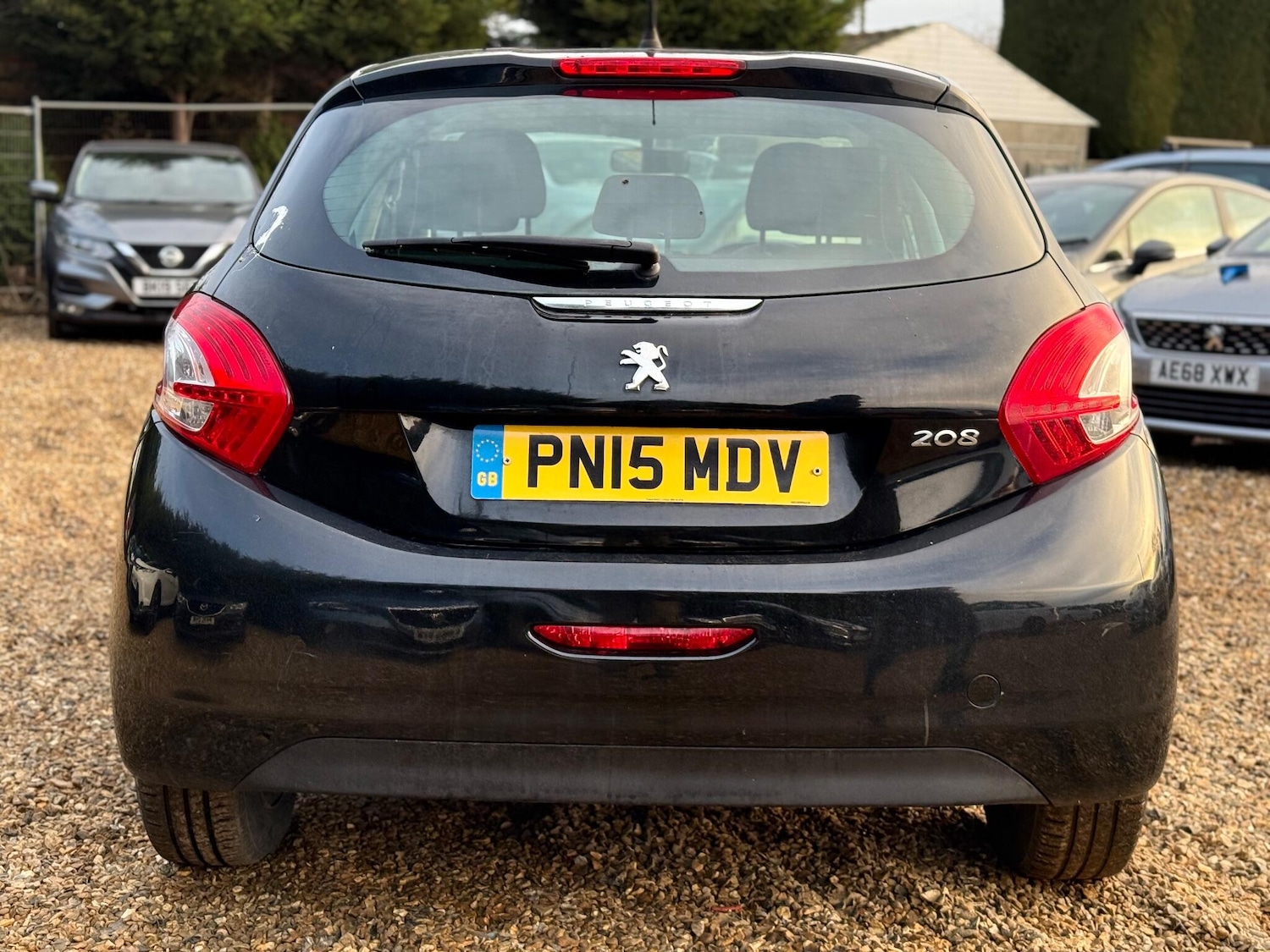 Used Peugeot 208 2015 for sale - 77271392: Photo 8