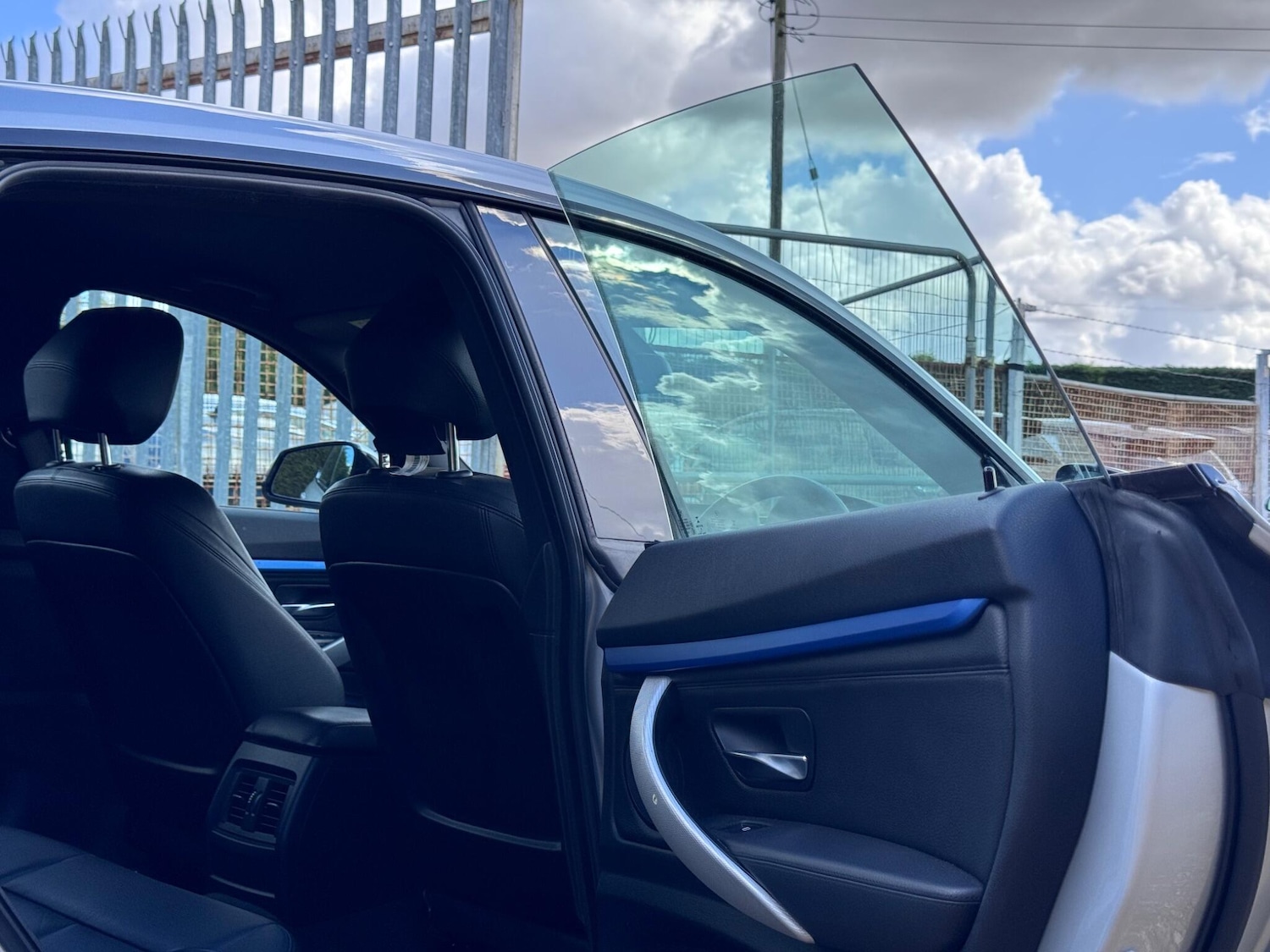 Used BMW 3 Series 2015 for sale - 76989395: Photo 30