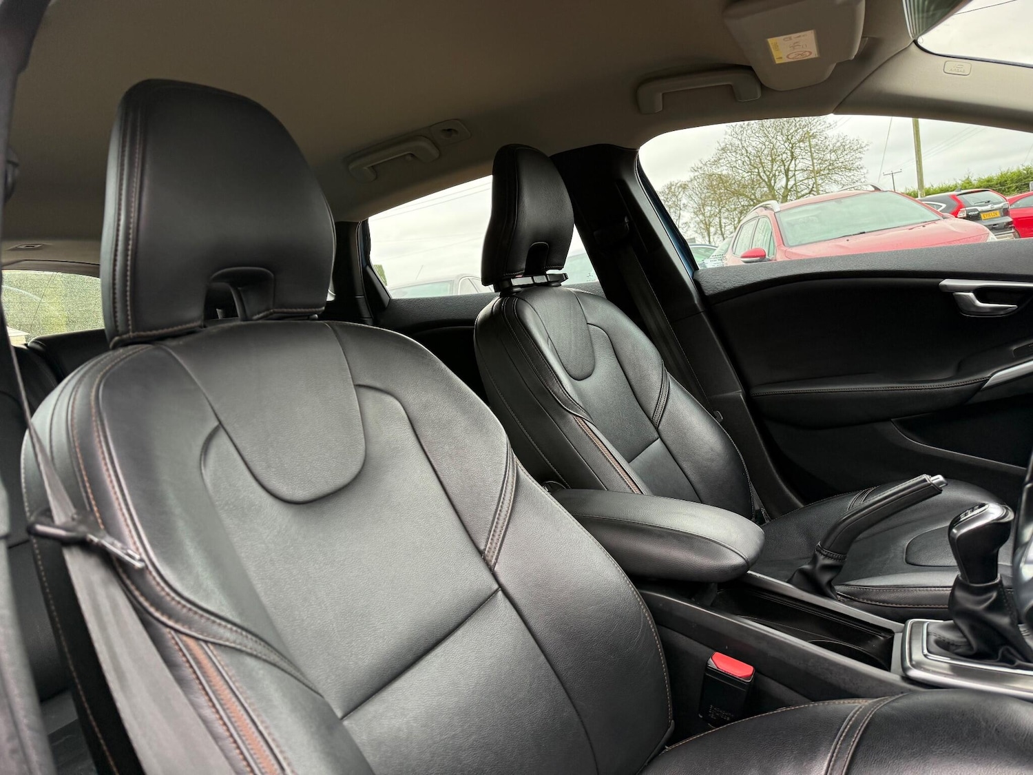 Used Volvo V40 2015 for sale - 77271349: Photo 23