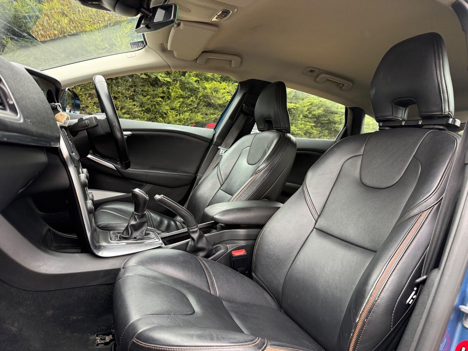 Used Volvo V40 2015 for sale - 77271349: Photo 37