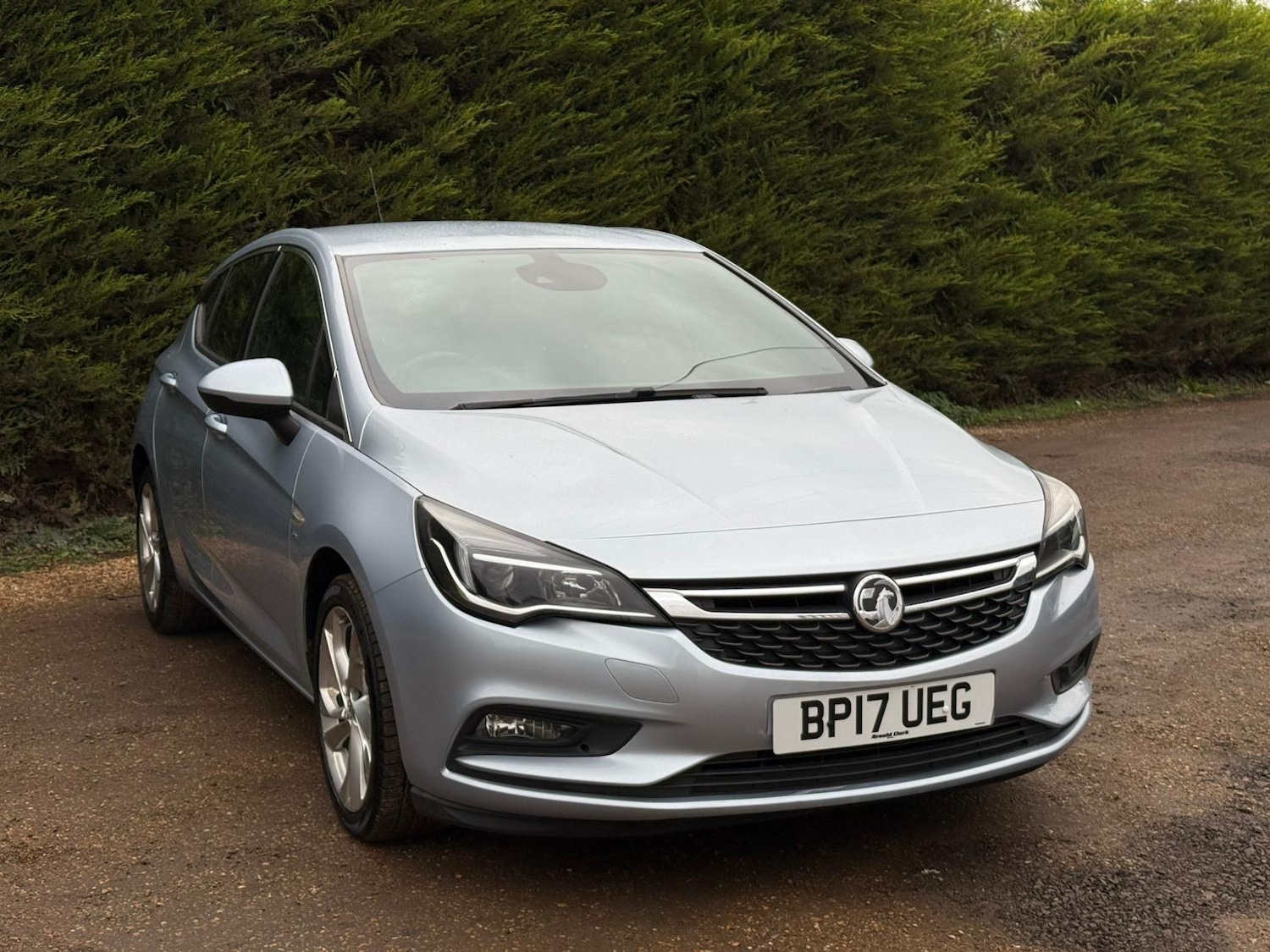 Used Vauxhall Astra 2017 for sale - 76512485: Photo 1