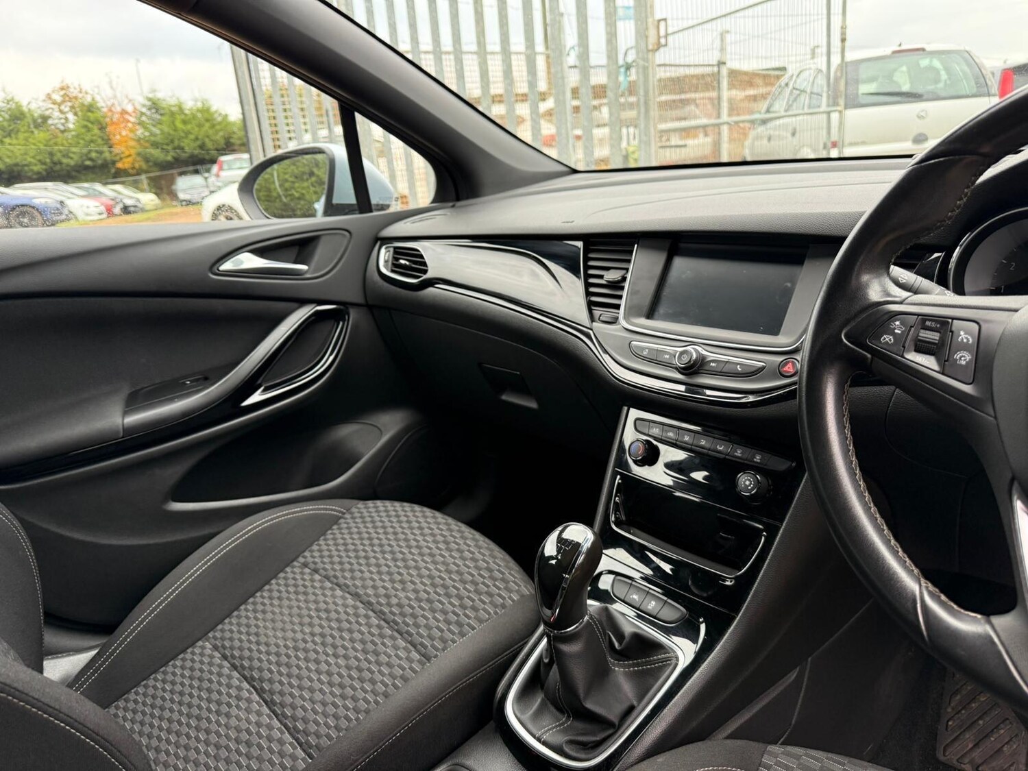 Used Vauxhall Astra 2017 for sale - 76512485: Photo 19