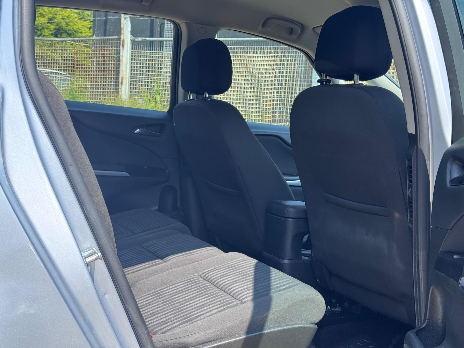 Used Vauxhall Zafira 2015 for sale - 77271378: Photo 11