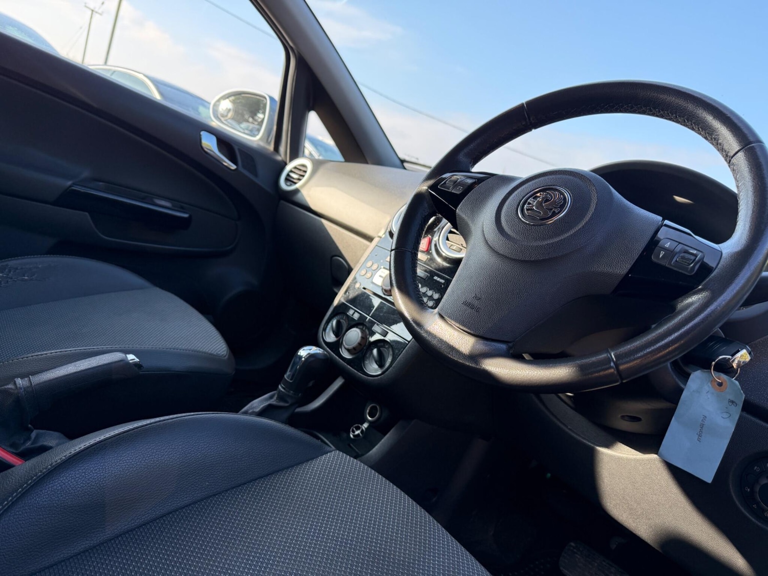 Used Vauxhall Corsa 2007 for sale - 77376182: Photo 13