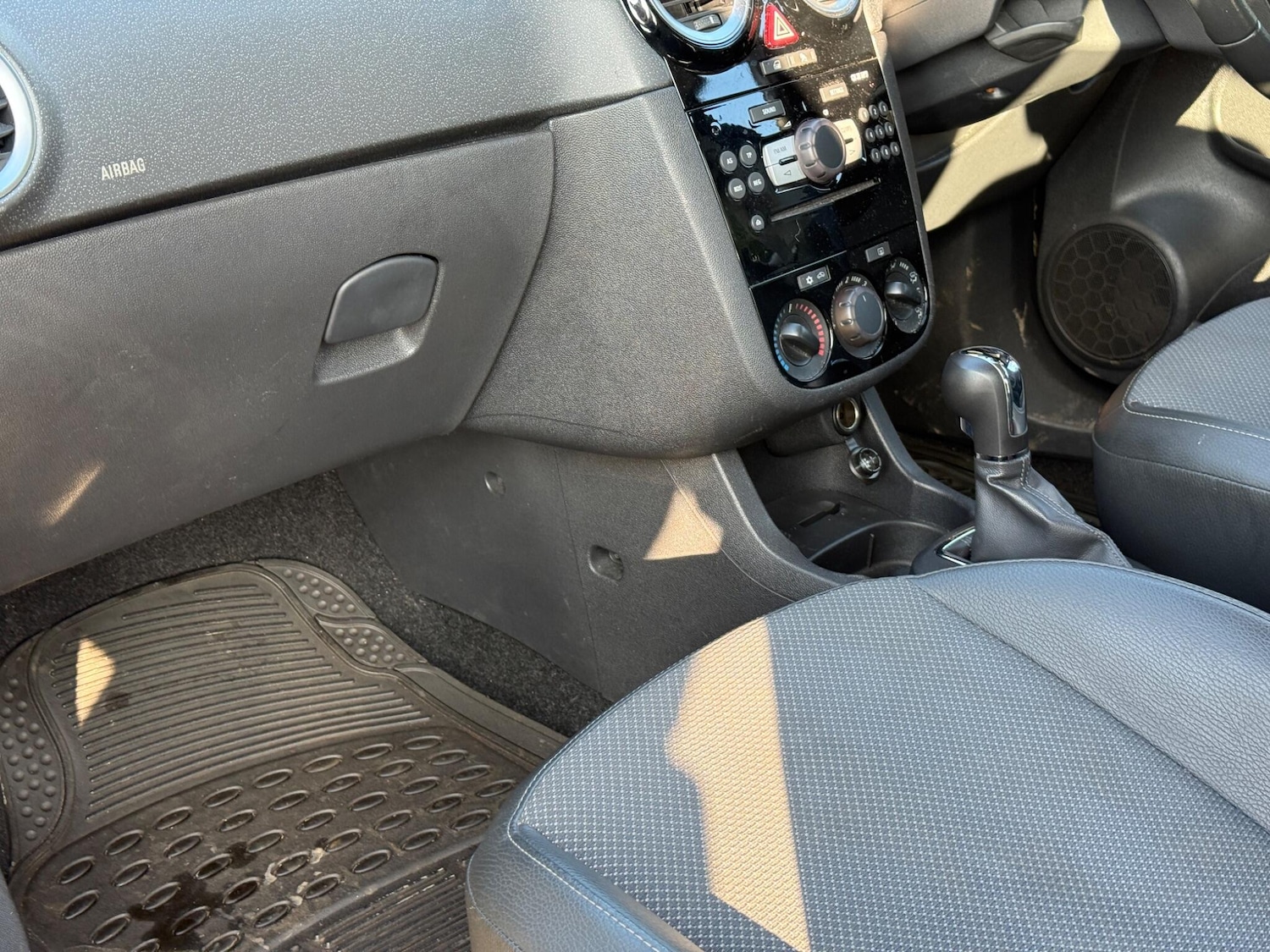 Used Vauxhall Corsa 2007 for sale - 77376182: Photo 14