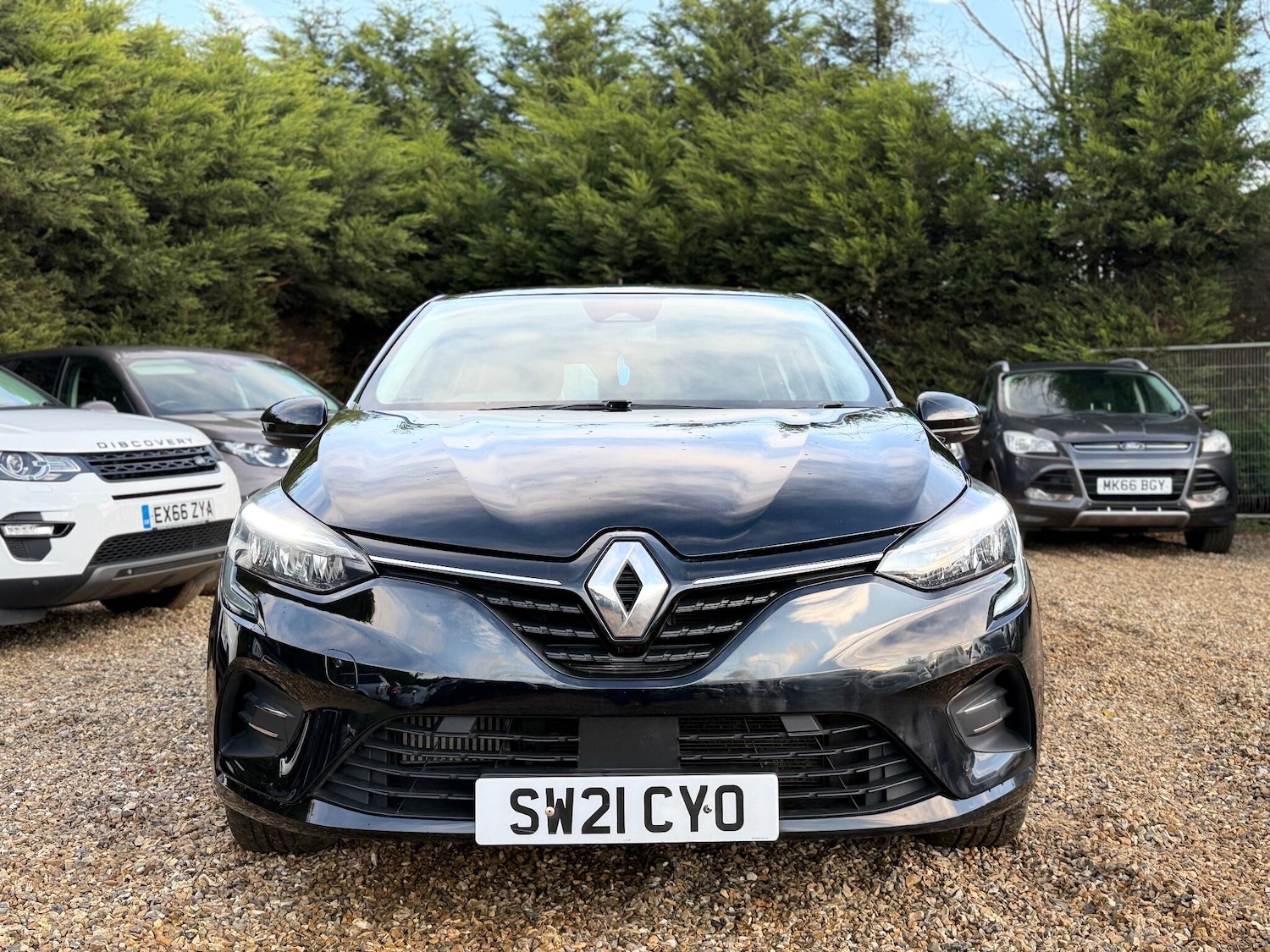 Used Renault Clio 2021 for sale - 76994730: Photo 12