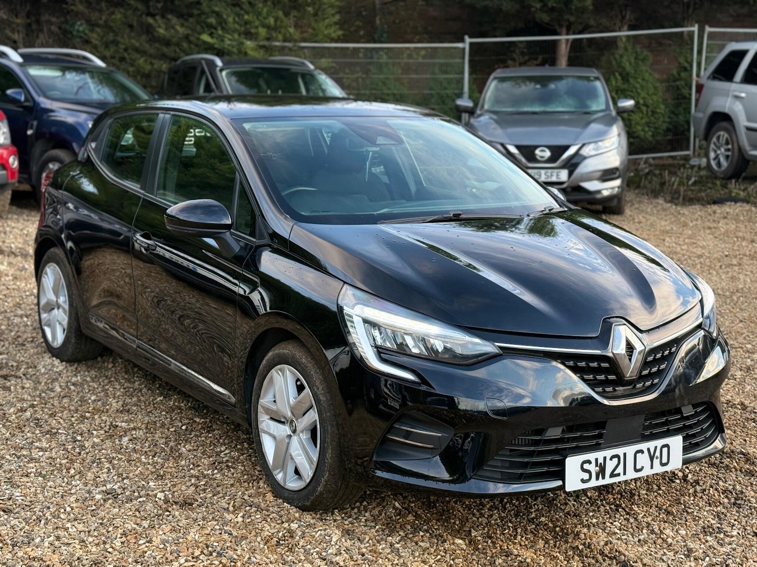 Used Renault Clio 2021 for sale - 76994730: Photo 13