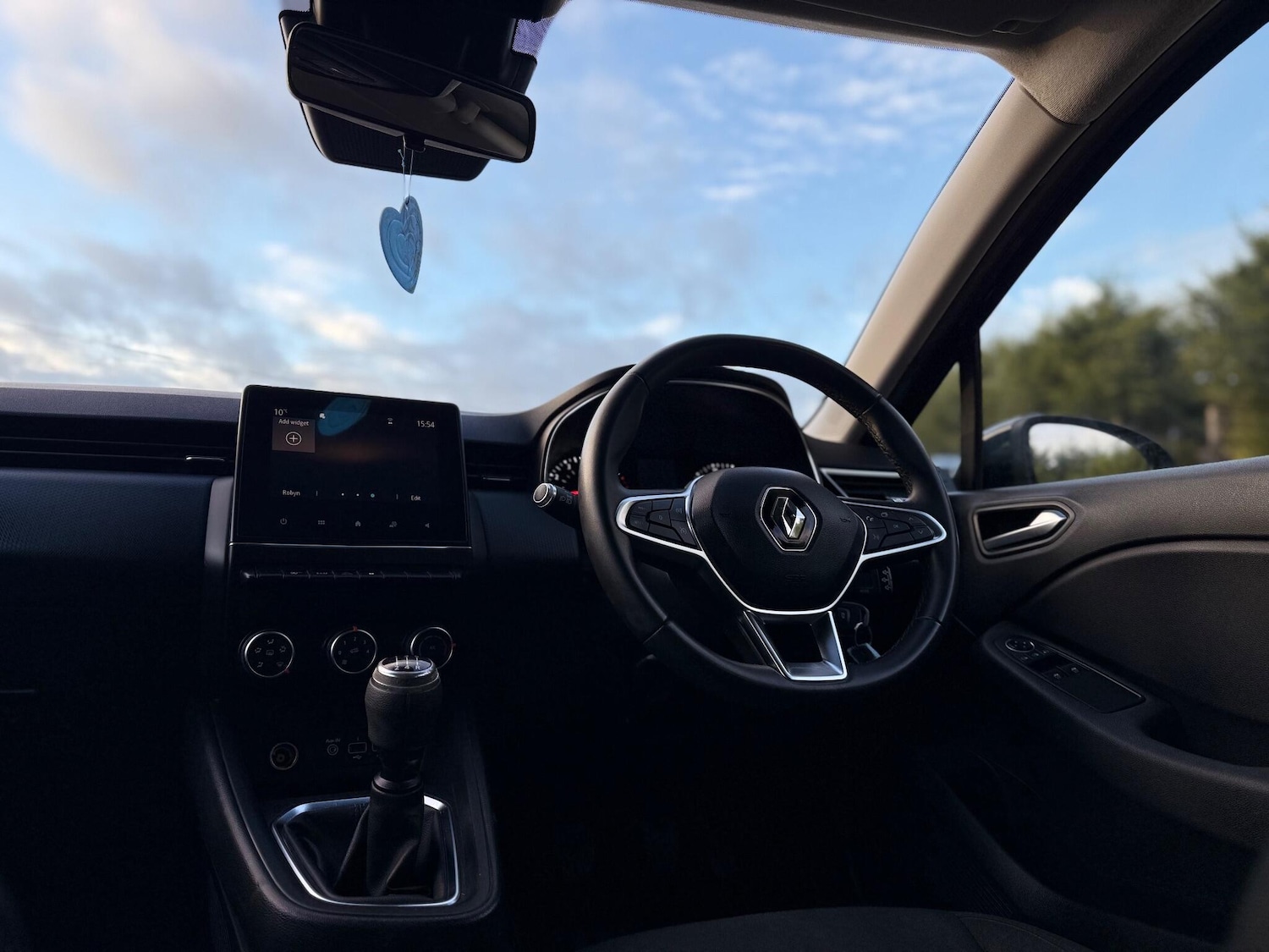 Used Renault Clio 2021 for sale - 76994730: Photo 24