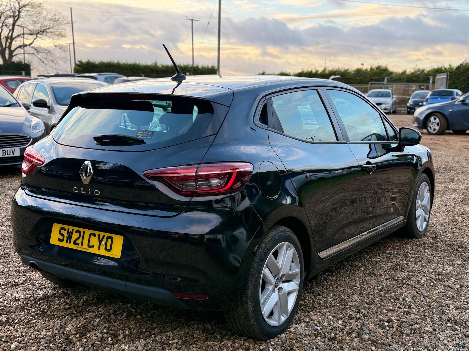 Used Renault Clio 2021 for sale - 76994730: Photo 9