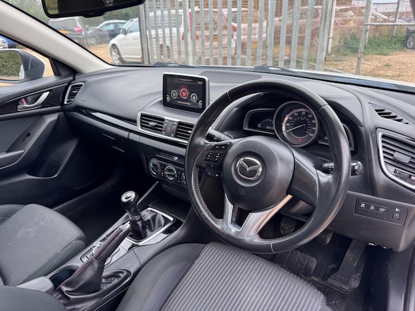 Used Mazda Mazda3 2014 for sale - 76227283: Photo 4