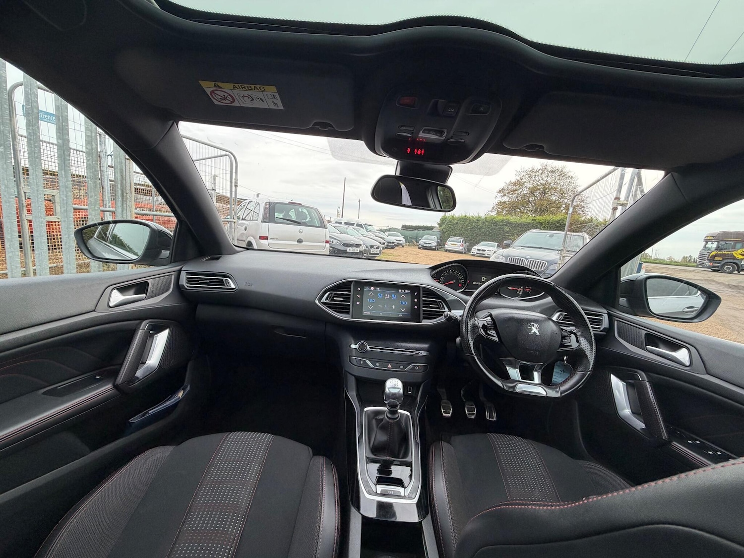 Used Peugeot 308 2018 for sale - 76423741: Photo 22