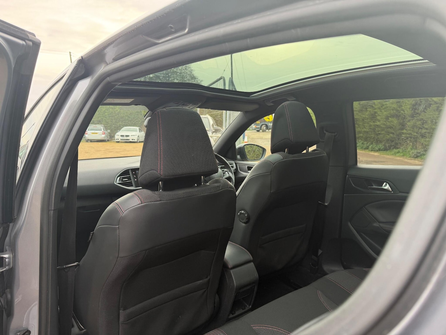 Used Peugeot 308 2018 for sale - 76423741: Photo 23