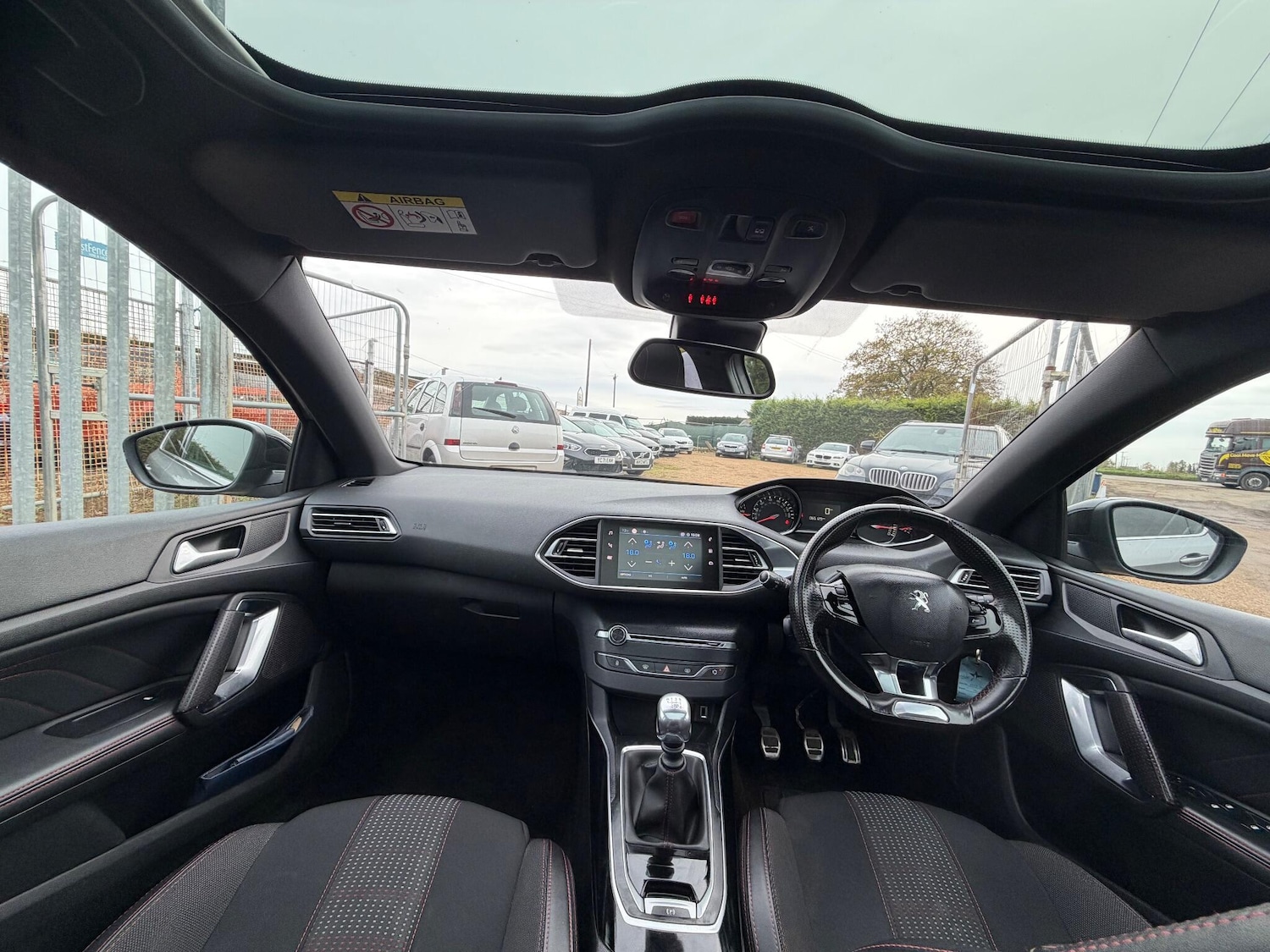 Used Peugeot 308 2018 for sale - 76423741: Photo 3