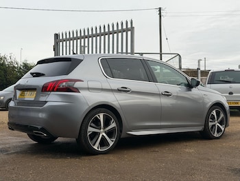 Used Peugeot 308 2018 for sale - 76423741: Photo