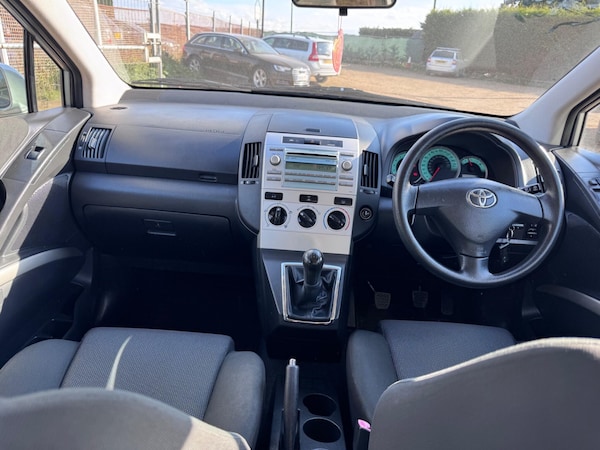 Used Toyota Corolla Verso 2008 for sale - 76024653: Photo 24