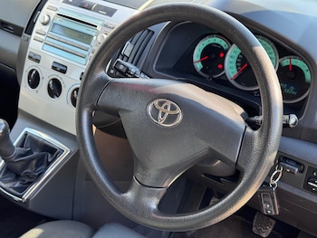 Used Toyota Corolla Verso 2008 for sale - 76024653: Photo