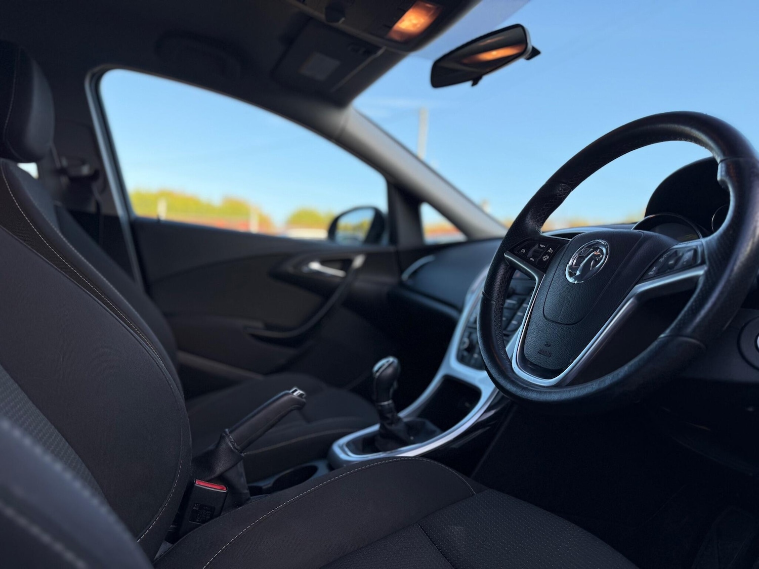 Used Vauxhall Astra 2015 for sale - 76742636: Photo 35