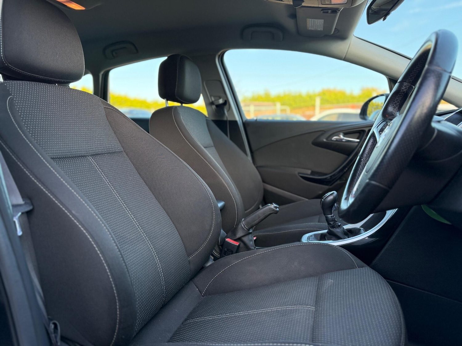 Used Vauxhall Astra 2015 for sale - 76742636: Photo 7