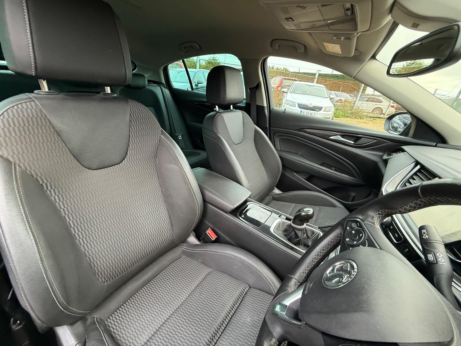 Used Vauxhall Insignia for sale - 77271355: Photo 25