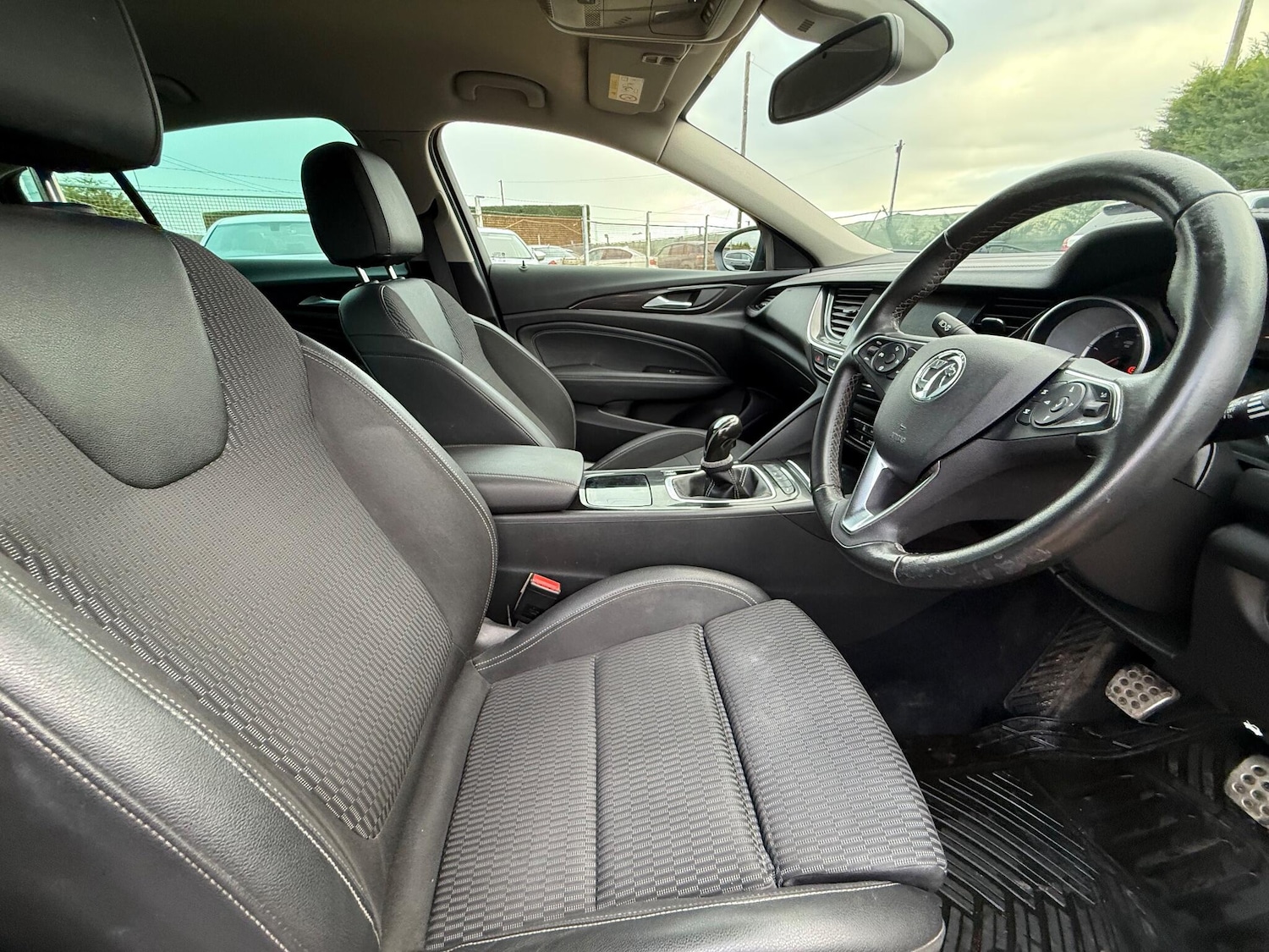 Used Vauxhall Insignia for sale - 77271355: Photo 3