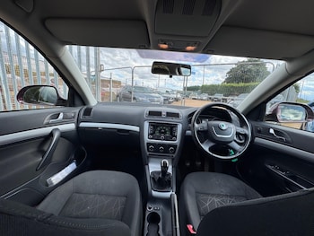 Used Skoda Octavia 2012 for sale - 75729367: Photo