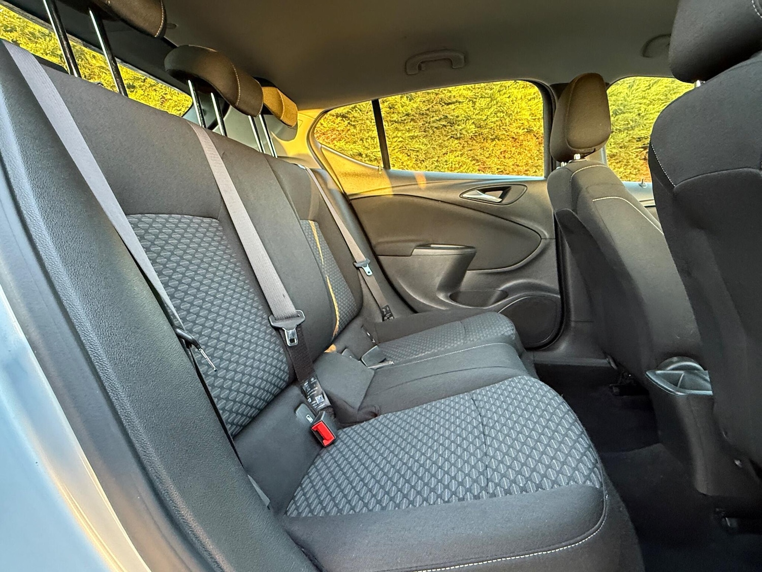 Used Vauxhall Astra for sale - 77017002: Photo 24