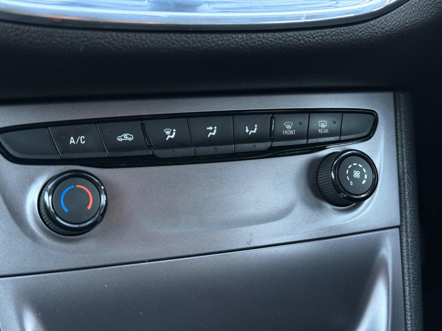 Used Vauxhall Astra for sale - 77017002: Photo 29