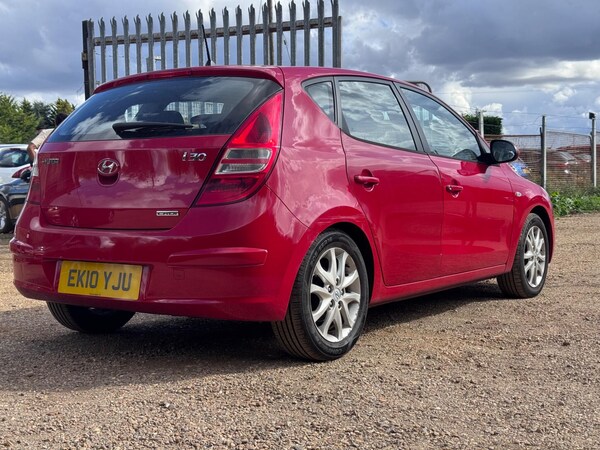 Used Hyundai i30 2010 for sale - 75624052: Photo 10