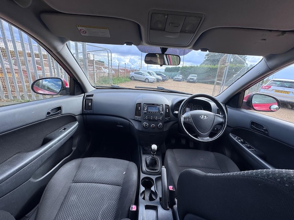 Used Hyundai i30 2010 for sale - 75624052: Photo 13