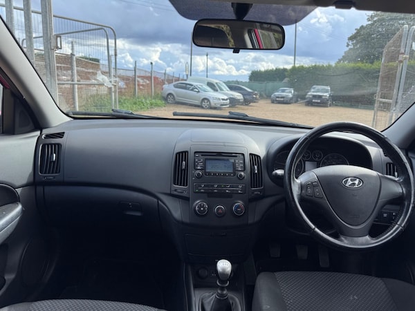 Used Hyundai i30 2010 for sale - 75624052: Photo 14