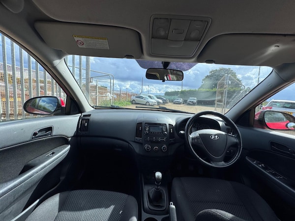 Used Hyundai i30 2010 for sale - 75624052: Photo 16